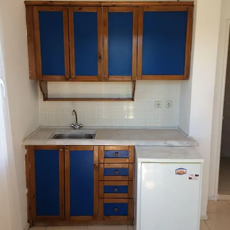 מלון דירות Koz Marigold 2*